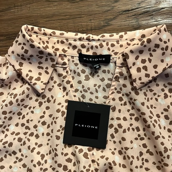 Pleione Pink Abstract Animal Blouse Size XS - Picture 4 of 4